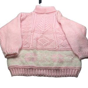 Exclusive Imports Women's Size Large Hand Knitted Turtle Neck Sweater Pink White